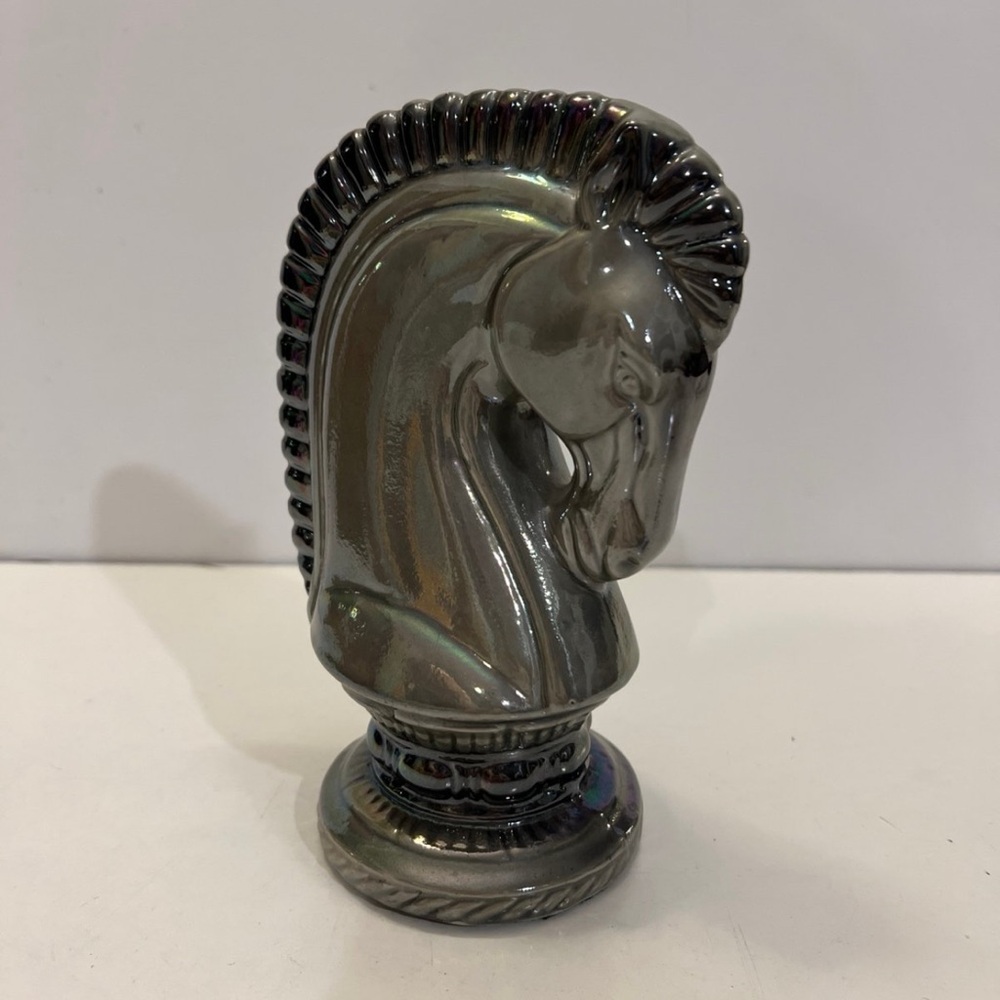 Sophisticated Silver Horse Head Accent Decor